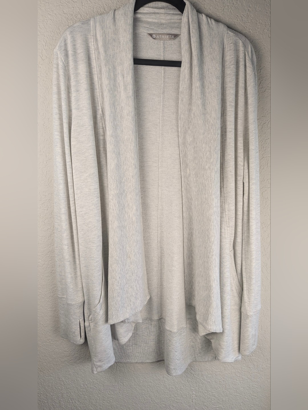 Athleta Drape Front Cardigan M Tunic Length Light Gray Pockets Long Sleeves Cozy
